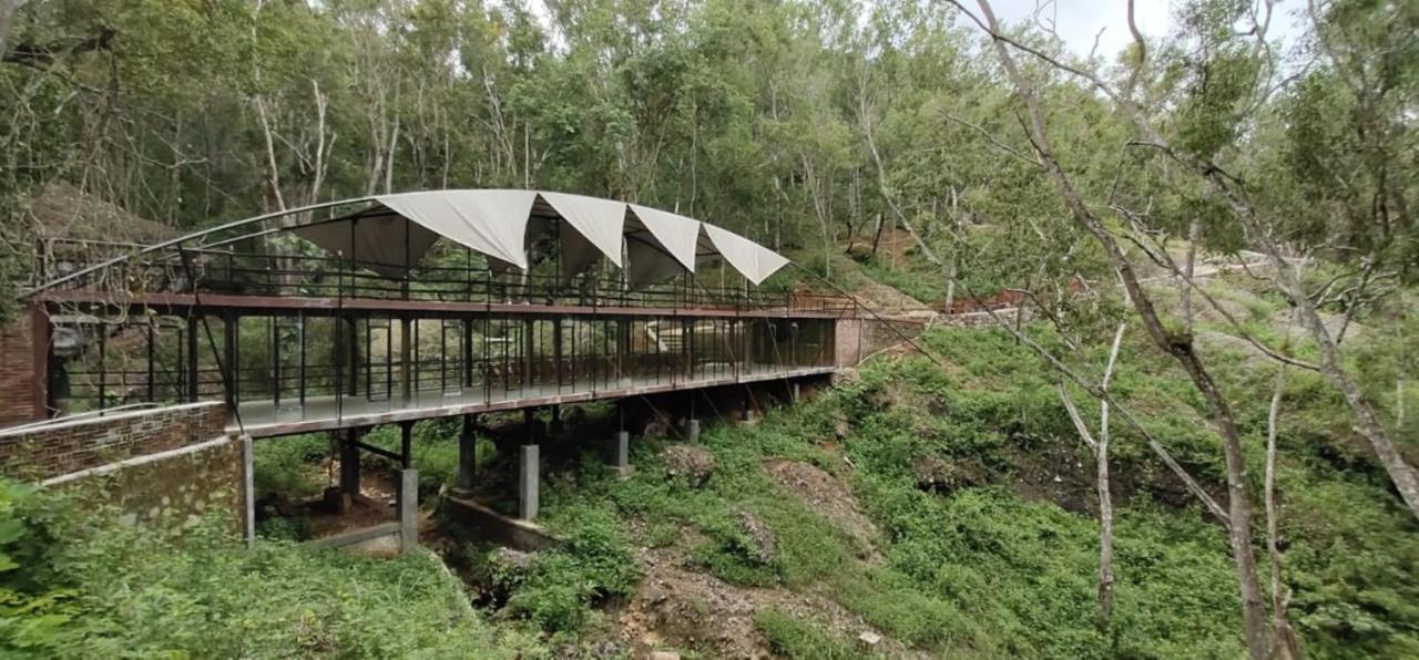 Seribu Batu Songgo Langit Resort & Camp بانتول المظهر الخارجي الصورة